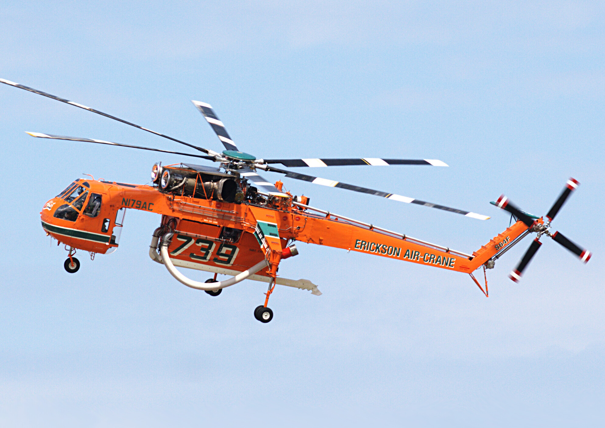 Air-Crane-Flickr-Beige_Alert(cropped).jpg