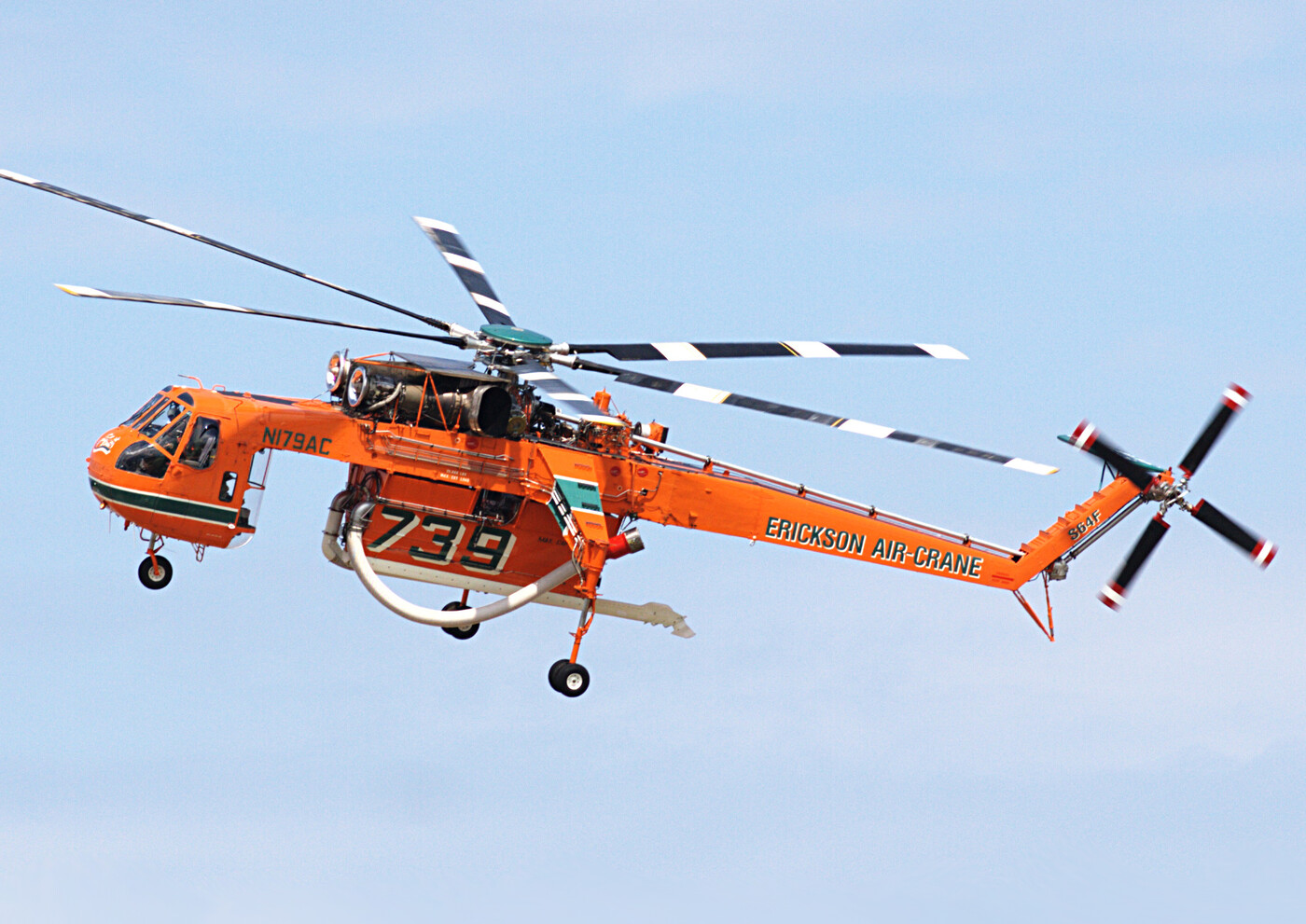 Air-Crane-Flickr-Beige_Alert(cropped).jpg